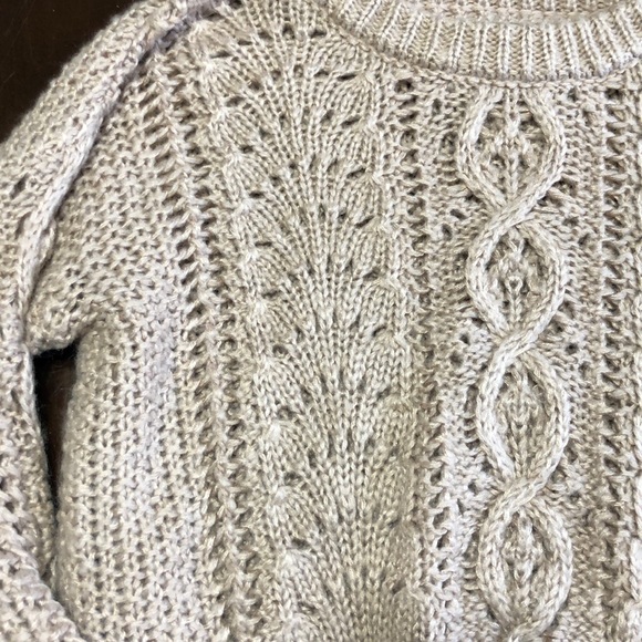 Light Pink Cropped Sweater - Picture 2 of 3